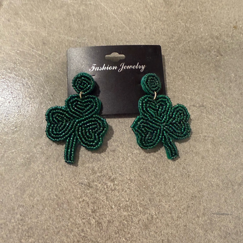 Green Shamrock Beaded Earrings